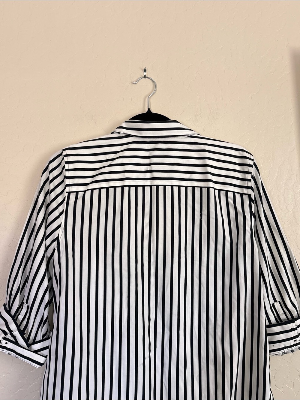 Chico's No Iron Stain Shield Cotton Black White Striped Easy Shirt NWT M - Picture 5 of 6